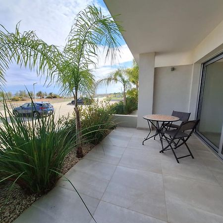 Emerald Suites Protaras Exteriör bild