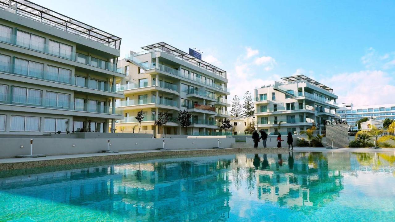 Emerald Suites Protaras Exteriör bild