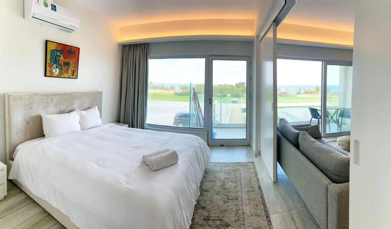 Emerald Suites Protaras Exteriör bild