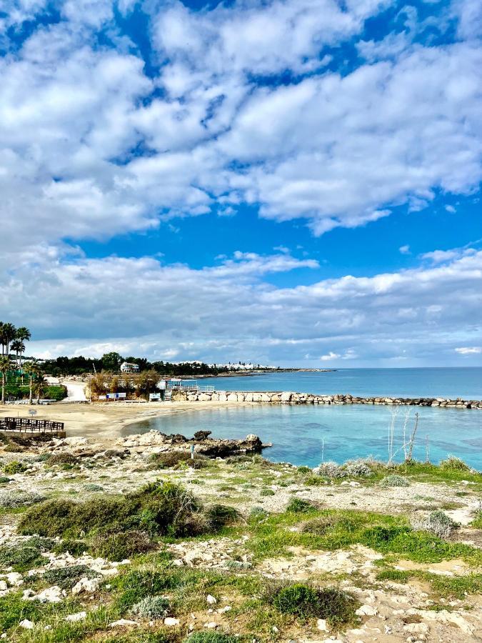Emerald Suites Protaras Exteriör bild