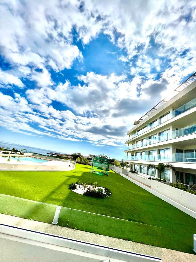 Emerald Suites Protaras Exteriör bild