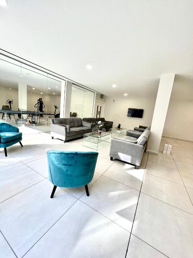 Emerald Suites Protaras Exteriör bild