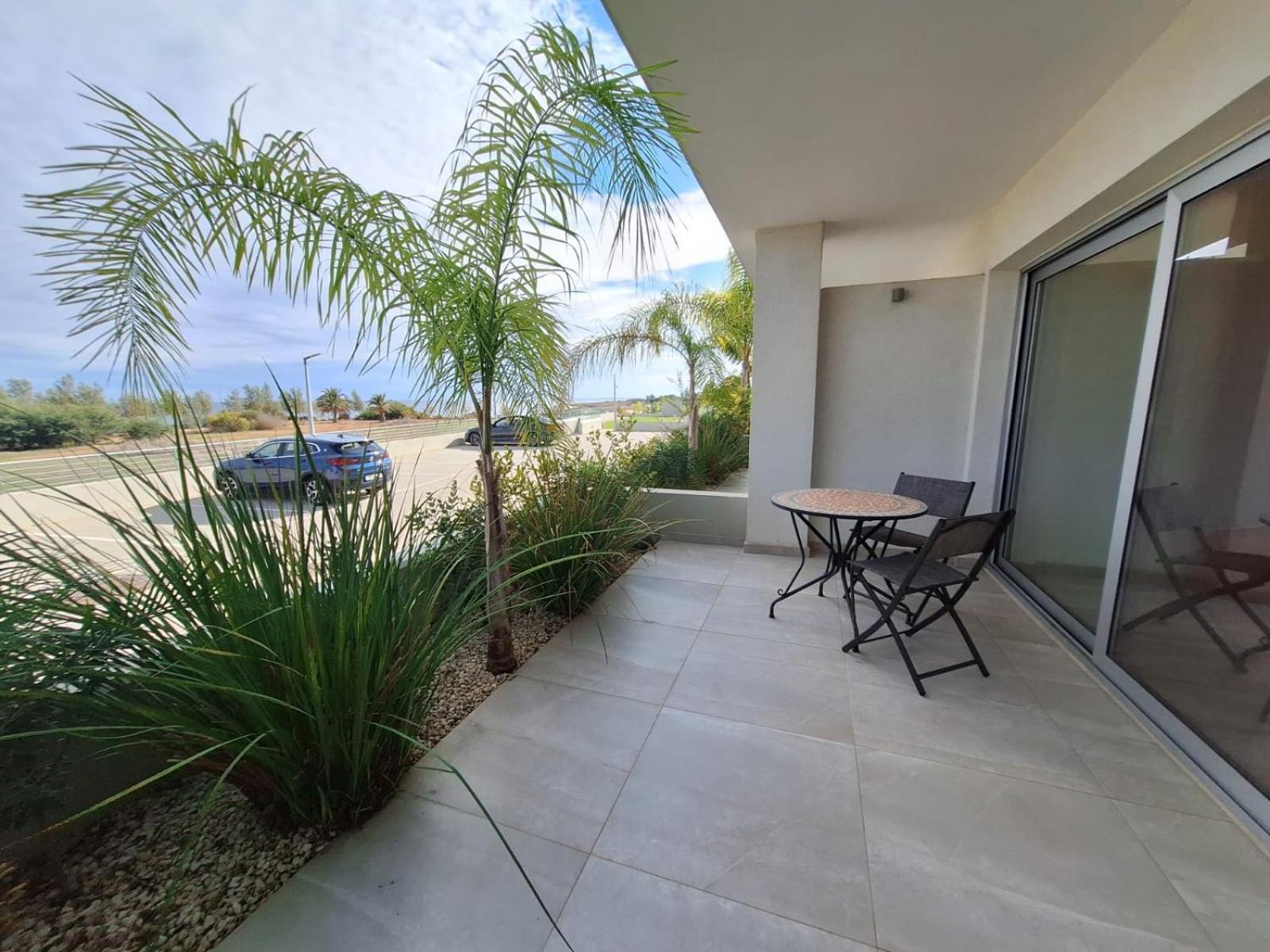 Emerald Suites Protaras Exteriör bild