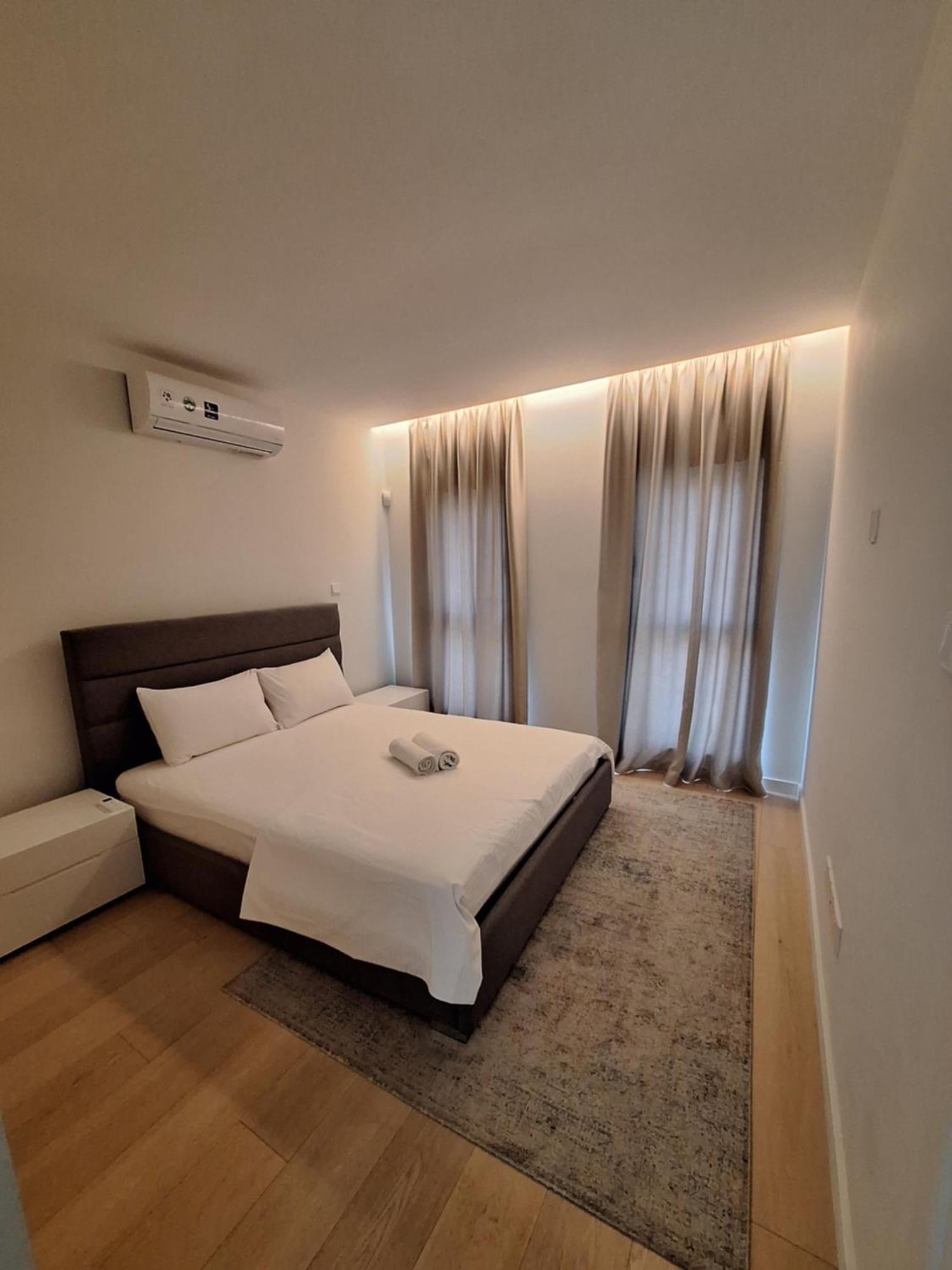 Emerald Suites Protaras Exteriör bild