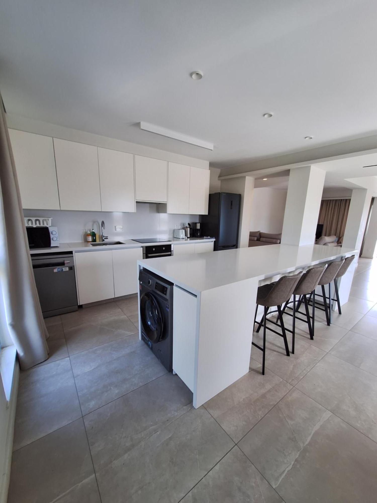 Emerald Suites Protaras Exteriör bild
